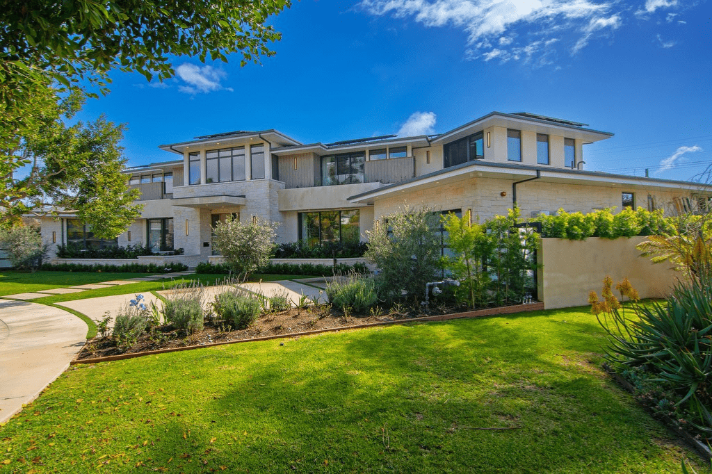 1-outside-featured-image-min