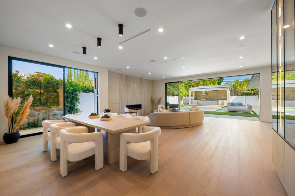 49-web-or-mls-16728-morrison-st