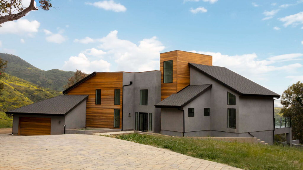 Tomlinson-Exterior-3